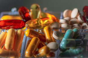 サプリを知らずに飲むときの注意点は？